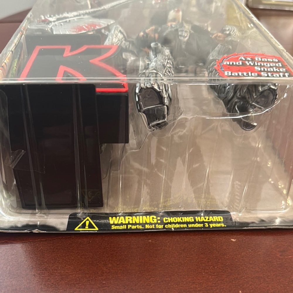 NIB Vintage KISS Gene Simmons McFarlane Toys Ultra Action Figure - Picture 6 of 9